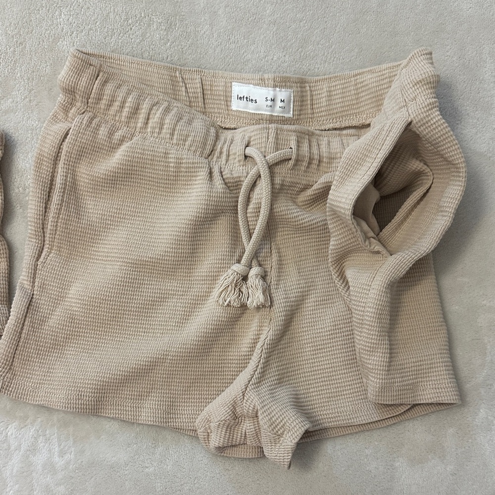 Lefties Beige Ribbed Tank & Shorts Set - Picture 4 of 7